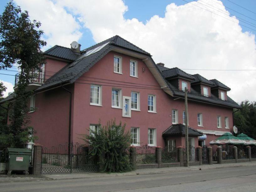 Gosciniec Ella Inn Lipniki Lipniki  Dış mekan fotoğraf