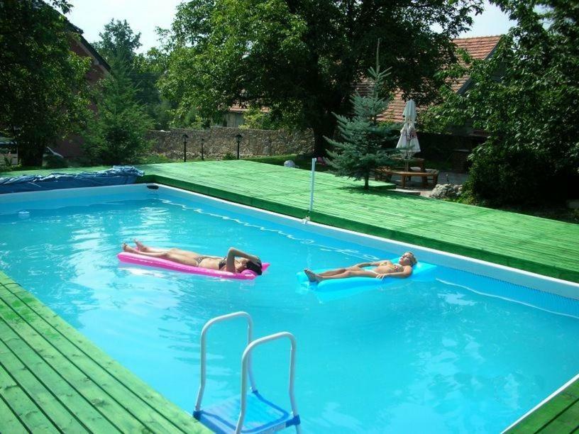 Gosciniec Ella Inn Lipniki Lipniki  Dış mekan fotoğraf